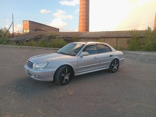 2007 Hyundai Sonata ТагАЗ IV (EF) Рестайлинг, серебристый, 500000 рублей, вид 3