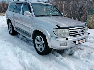 1998 Toyota Land Cruiser 100 Series, серебристый, 1800000 рублей, вид 2