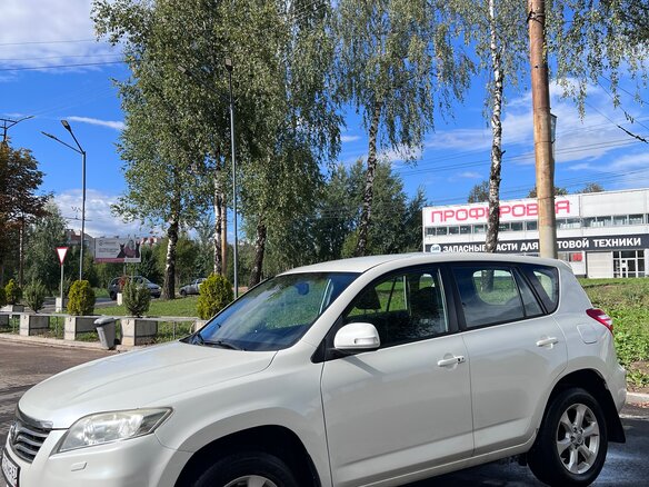 2011 Toyota RAV4 III (XA30) Рестайлинг, белый, 1570000 рублей - вид 7