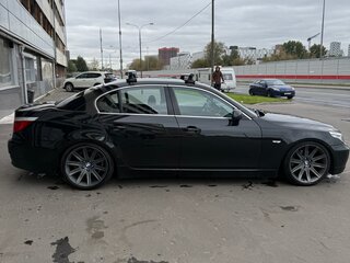 2007 BMW 5 серии 525i V (E60/E61) Рестайлинг, чёрный, 1350000 рублей, вид 1