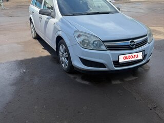 2007 Opel Astra H Рестайлинг, белый, 449999 рублей, вид 2
