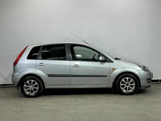 2007 Ford Fiesta Mk5, серебристый, 380000 рублей, вид 4