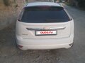 2008 Ford Focus II Рестайлинг, белый, 500000 рублей - вид 1