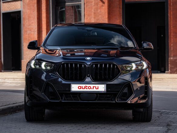 2023 BMW X6 40i III (G06) Рестайлинг, чёрный, 10999000 рублей - вид 1