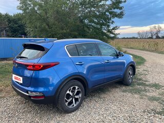 2019 Kia Sportage IV Рестайлинг, синий, 2250000 рублей, вид 4