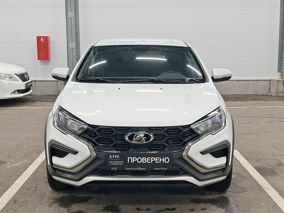 2023 Lada (ВАЗ) Vesta Cross I Рестайлинг (NG), белый - вид 1