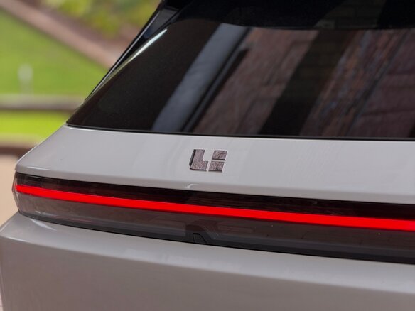 2025 Li Auto (Lixiang) L6 I, серый - вид 16