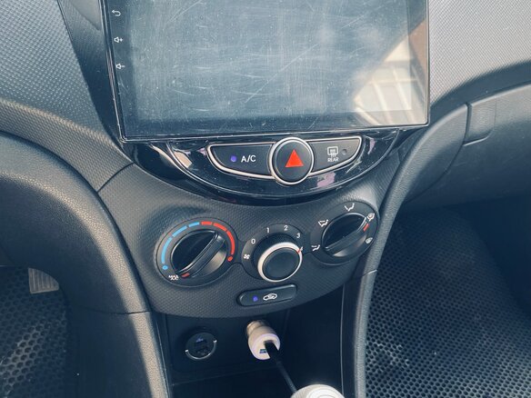 2011 Hyundai Accent IV, серый, 680000 рублей - вид 13