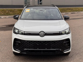 2026 Volkswagen Tiguan III (NA Market), белый, 4760100 рублей, вид 2
