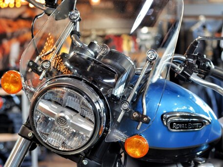 2025 Royal Enfield Meteor, голубой, 519000 рублей, вид 3