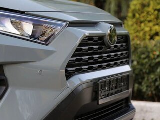 2020 Toyota RAV4 V (XA50), серый, 3800000 рублей, вид 5