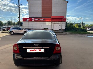 2008 Ford Focus II Рестайлинг, чёрный, 430000 рублей, вид 3