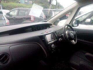 2014 Mazda Biante SkyActiv, белый, 1440000 рублей, вид 4