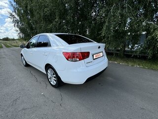 2011 Kia Cerato 6-speed II, белый, 1200000 рублей, вид 3