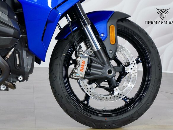 2025 BMW R 1300 RS, синий, 2499000 рублей - вид 10