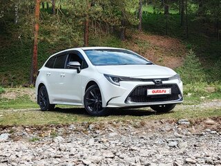 2020 Toyota Corolla XII (E210), белый, 1845000 рублей, вид 4
