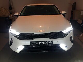 2022 Kia K5 III, белый, 3250000 рублей, вид 2