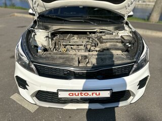 2021 Kia Rio X IV Рестайлинг, белый, 1900000 рублей, вид 3