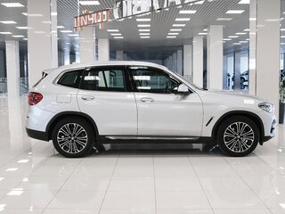 2019 BMW X3 20i xDrive III (G01), серебристый, 2575000 рублей, вид 5