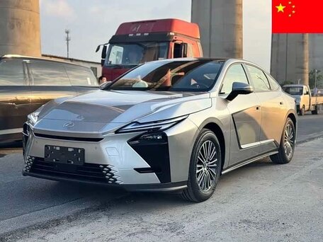 Lexus ES VIII