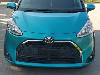 2019 Toyota Sienta II, зелёный, 1850000 рублей, вид 2