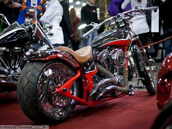 2013 Harley-Davidson Softail Custom, чёрный, 1350000 рублей - вид 20