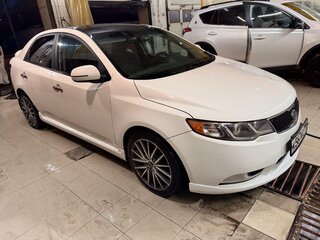2012 Kia Cerato II, белый, 790000 рублей, вид 1