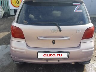 2002 Toyota Vitz I (P10), красный, 470000 рублей, вид 2