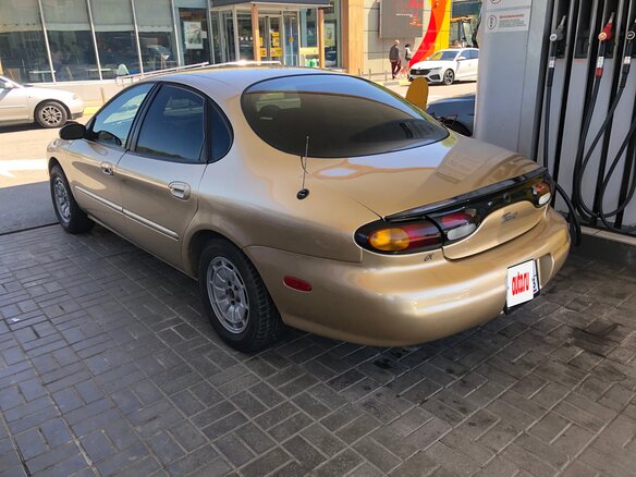 1996 Ford Taurus III, золотистый, 450000 рублей - вид 4