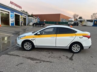 2018 Hyundai Solaris II, белый, 900000 рублей, вид 5