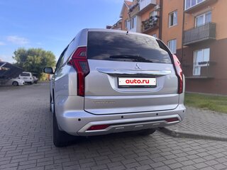 2021 Mitsubishi Pajero Sport III Рестайлинг, серебристый, 4400000 рублей, вид 4