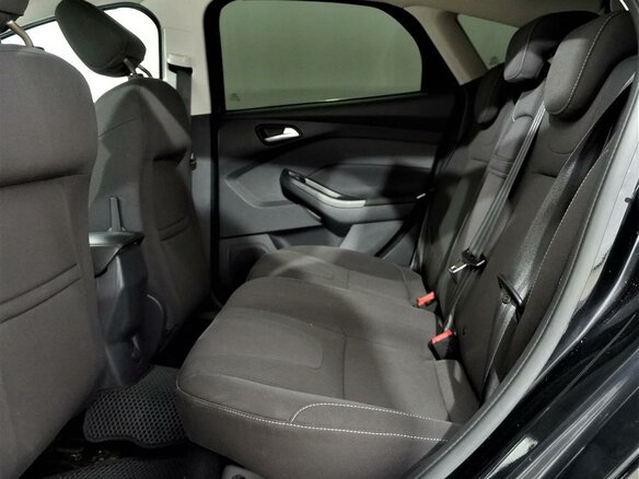 2011 Ford Focus III, чёрный - вид 13