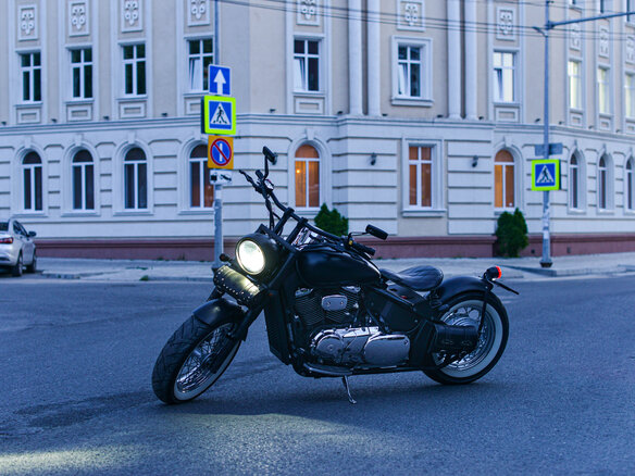 2005 Suzuki Boulevard C50, чёрный, 950000 рублей - вид 5