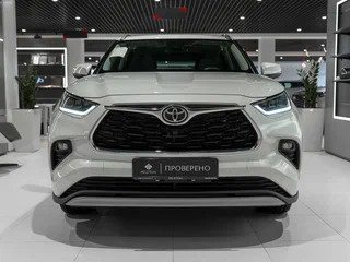 2026 Toyota Highlander IV (XU70), белый, 5900000 рублей, вид 3