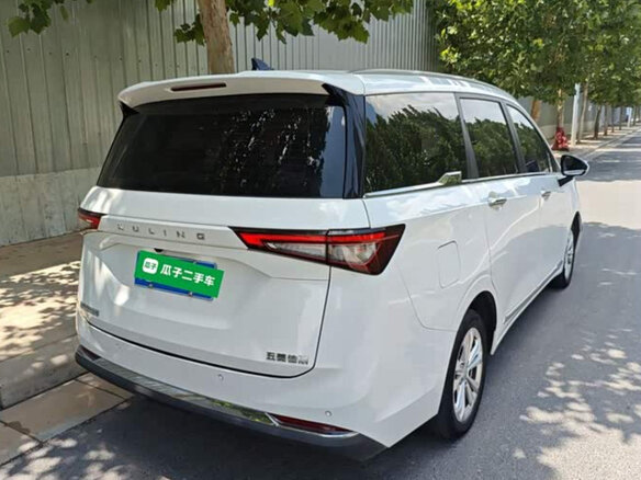 2024 Wuling Jiachen, белый - вид 4