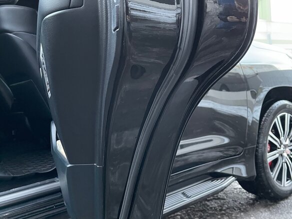 2020 Lexus LX 570 III Рестайлинг 2, чёрный, 12450000 рублей - вид 10