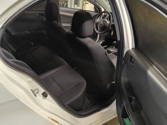 2013 Mitsubishi Lancer X Рестайлинг, белый - вид 6