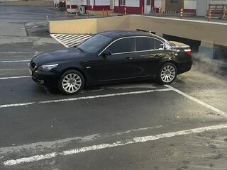 2007 BMW 5 серии 530xi V (E60/E61) Рестайлинг, чёрный, 1700000 рублей, вид 4