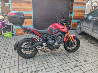 2016 Yamaha MT-09 (FZ-09), красный, 600000 рублей, вид 3