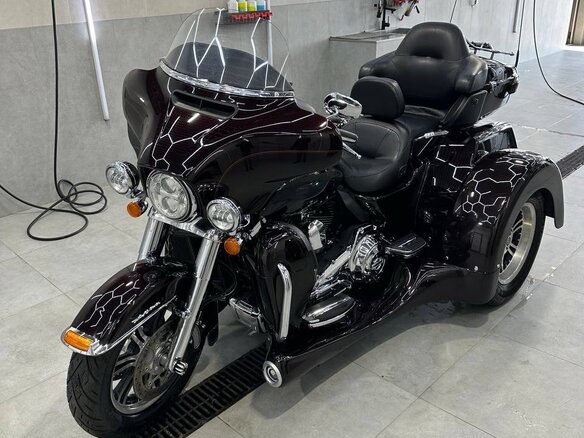 2014 Harley-Davidson Tri Glide, чёрный, 2900000 рублей - вид 7