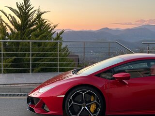 2021 Lamborghini Huracán I Рестайлинг, красный, 21100000 рублей, вид 5