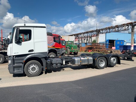 2023 Mercedes-Benz Actros, белый, 22000000 рублей, вид 5