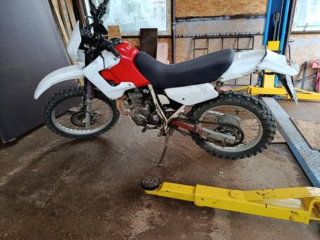 1992 Honda XL 250, белый, 160000 рублей, вид 4