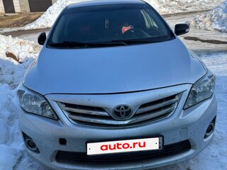 2010 Toyota Corolla X (E140, E150) Рестайлинг, серебристый, 600000 рублей, вид 2
