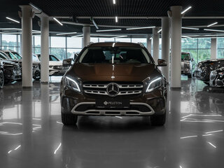 2017 Mercedes-Benz GLA 250 I (X156) Рестайлинг, коричневый, 2320000 рублей, вид 3