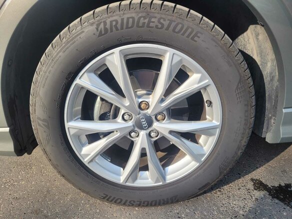 2019 Audi Q3 35 TDI II (F3), серый, 3499000 рублей - вид 10