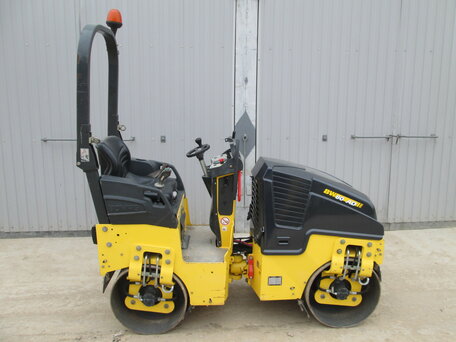 2017 Bomag BW 80 AD-2, жёлтый, 3300000 рублей, вид 1