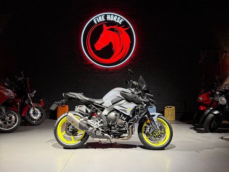 2017 Yamaha MT-10, серый, 1115000 рублей, вид 1
