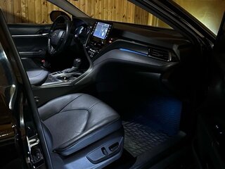 2020 Toyota Camry VIII (XV70) Рестайлинг, чёрный, 2950000 рублей, вид 5