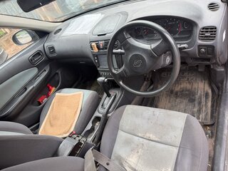 2000 Nissan Wingroad II (Y11), чёрный, 220000 рублей, вид 5